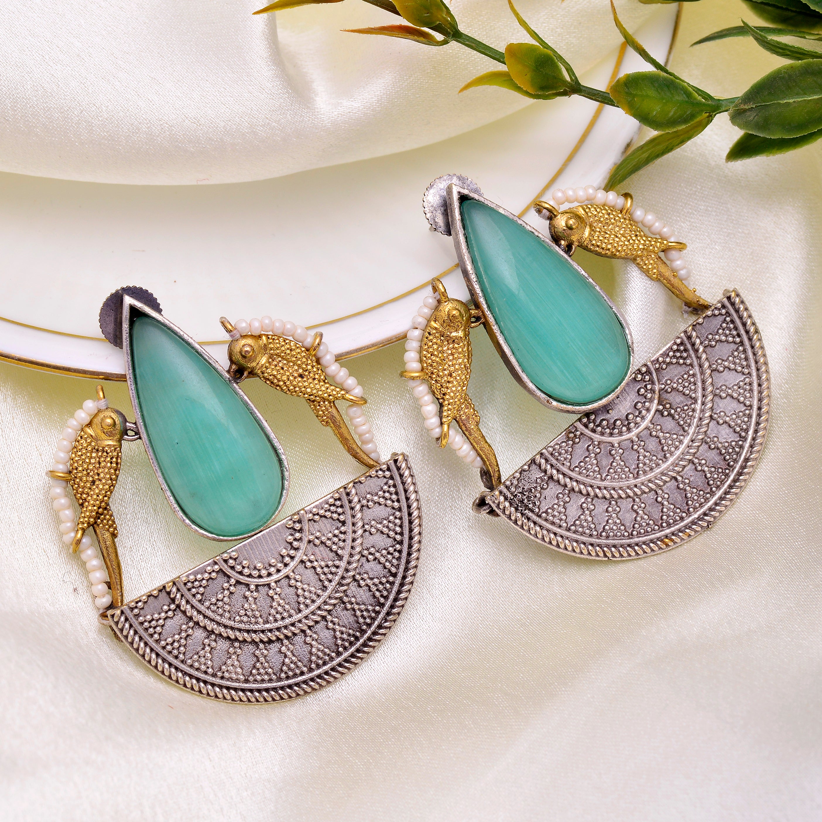 Ocean Drop Fish Motif Earrings
