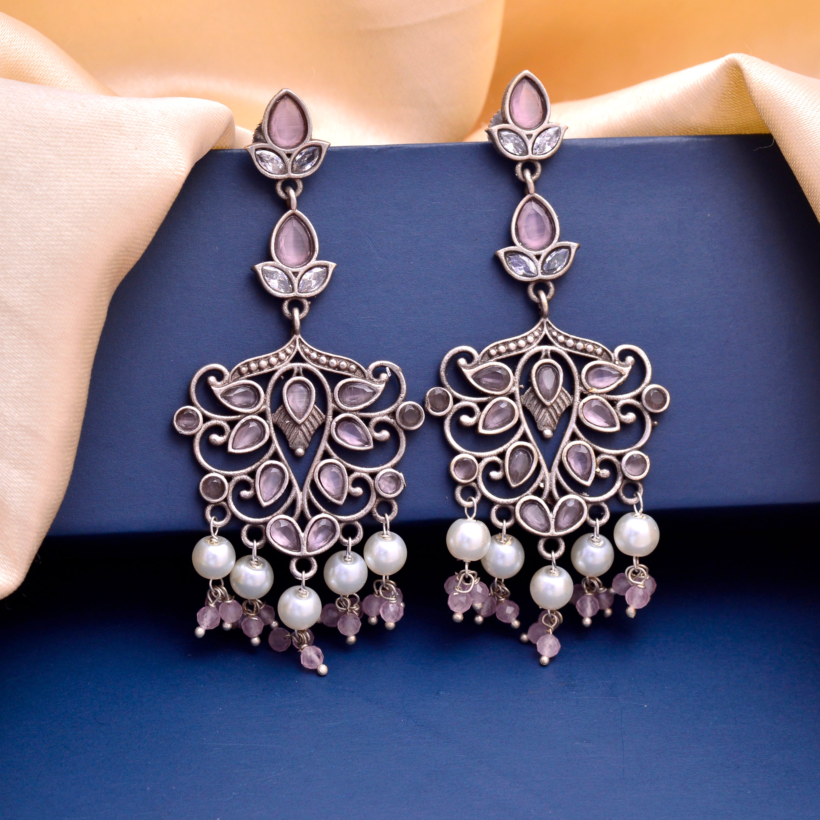 Regal Lattice Drop Earrings