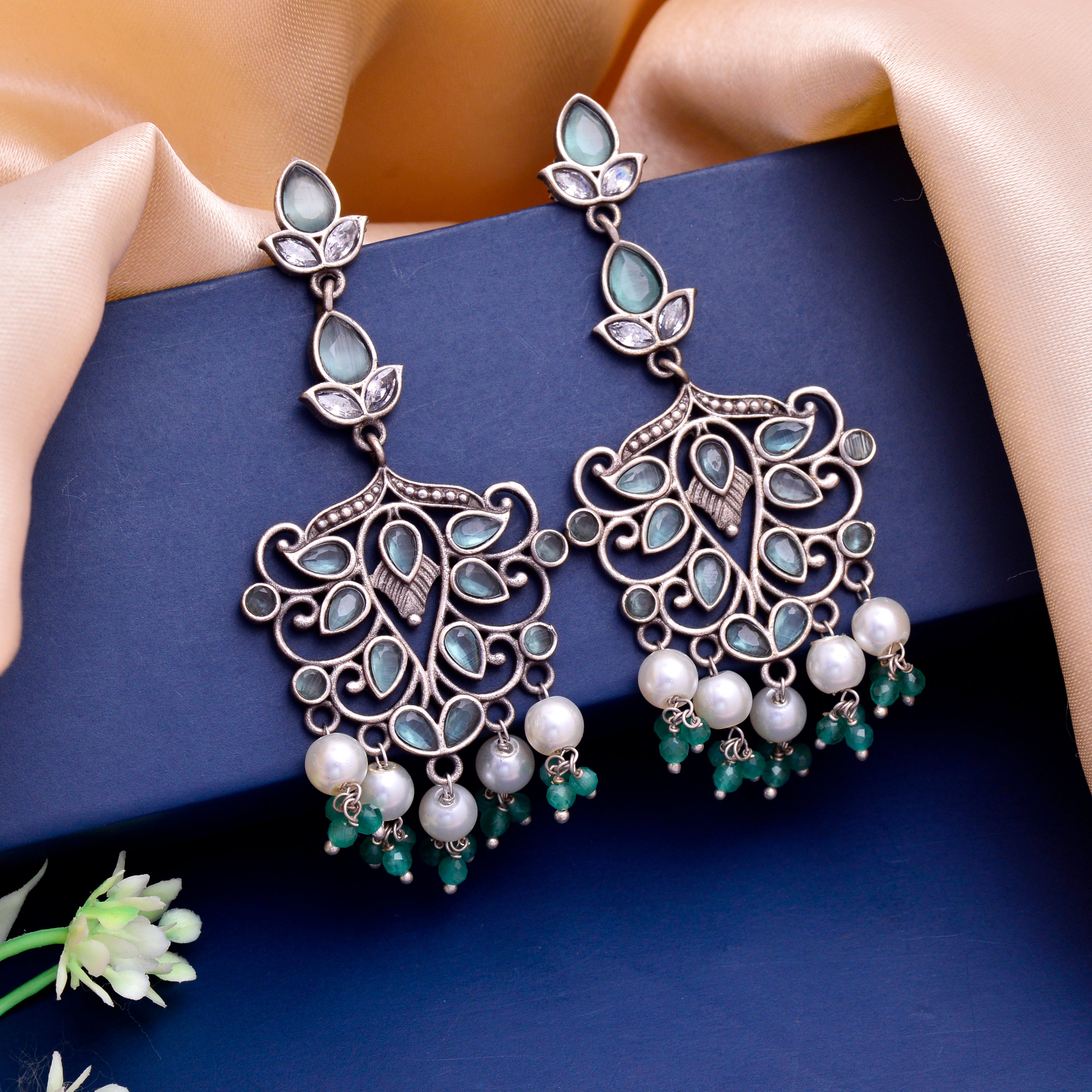 Regal Lattice Drop Earrings